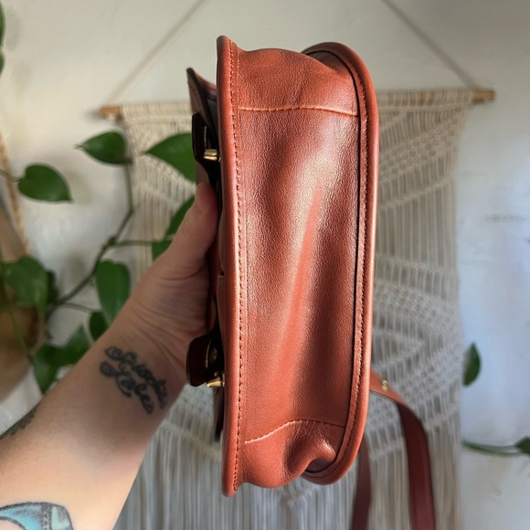 Coach Legacy Amanda Crossbody Bag 19925 Brown Leather Turnlock Tassel Rare - Picture 9 of 13